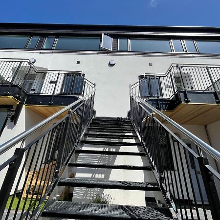 Lees Lookout Holt ,2 Bedroom Luxury Apartment With Private Parking エクステリア 写真