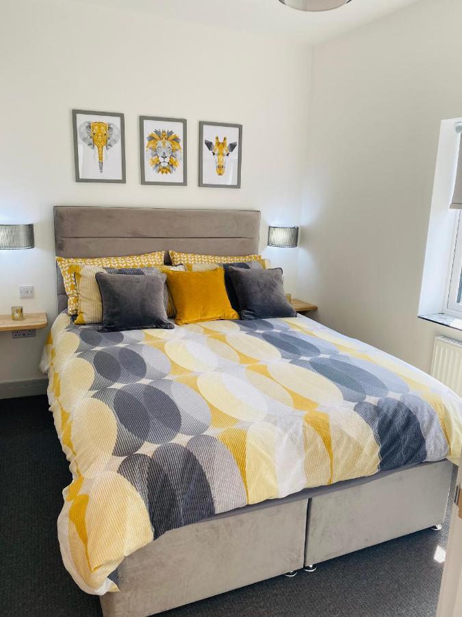 Lees Lookout Holt ,2 Bedroom Luxury Apartment With Private Parking エクステリア 写真