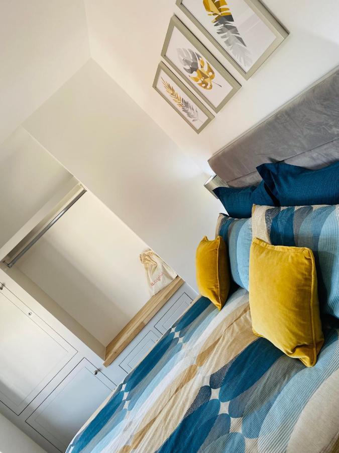 Lees Lookout Holt ,2 Bedroom Luxury Apartment With Private Parking エクステリア 写真