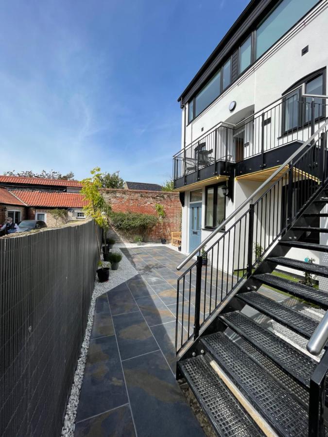 Lees Lookout Holt ,2 Bedroom Luxury Apartment With Private Parking エクステリア 写真