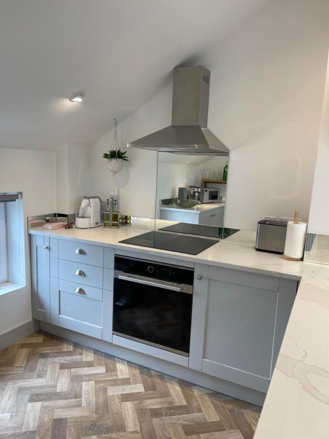 Lees Lookout Holt ,2 Bedroom Luxury Apartment With Private Parking エクステリア 写真