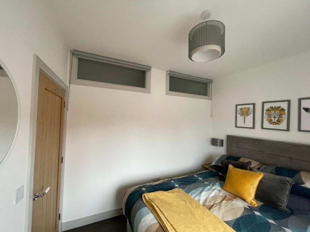 Lees Lookout Holt ,2 Bedroom Luxury Apartment With Private Parking エクステリア 写真